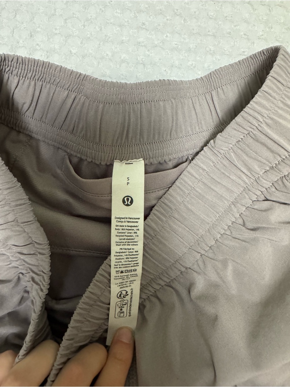 lululemon athletica pace crush short mauve grey - Picture 2 of 4